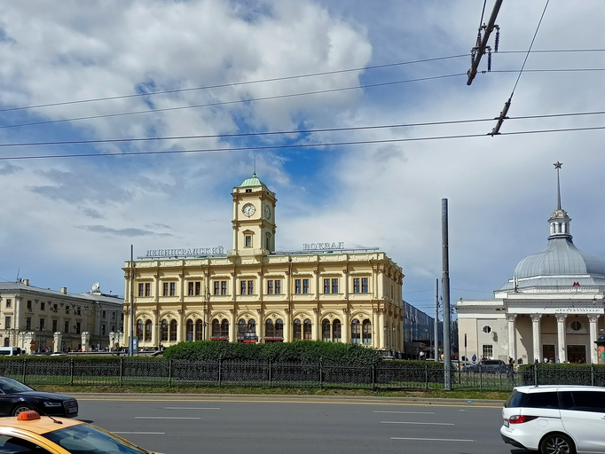 Ленинградский вокзал)